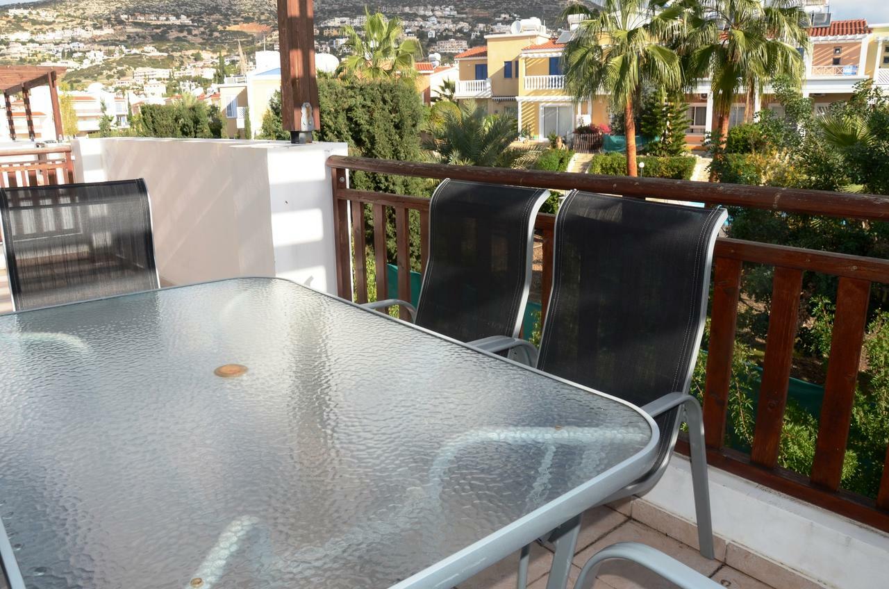 Top Floor, 2 Bedroom Apartment Vanessa D204, Free Wifi, Village View Peyia Oda fotoğraf